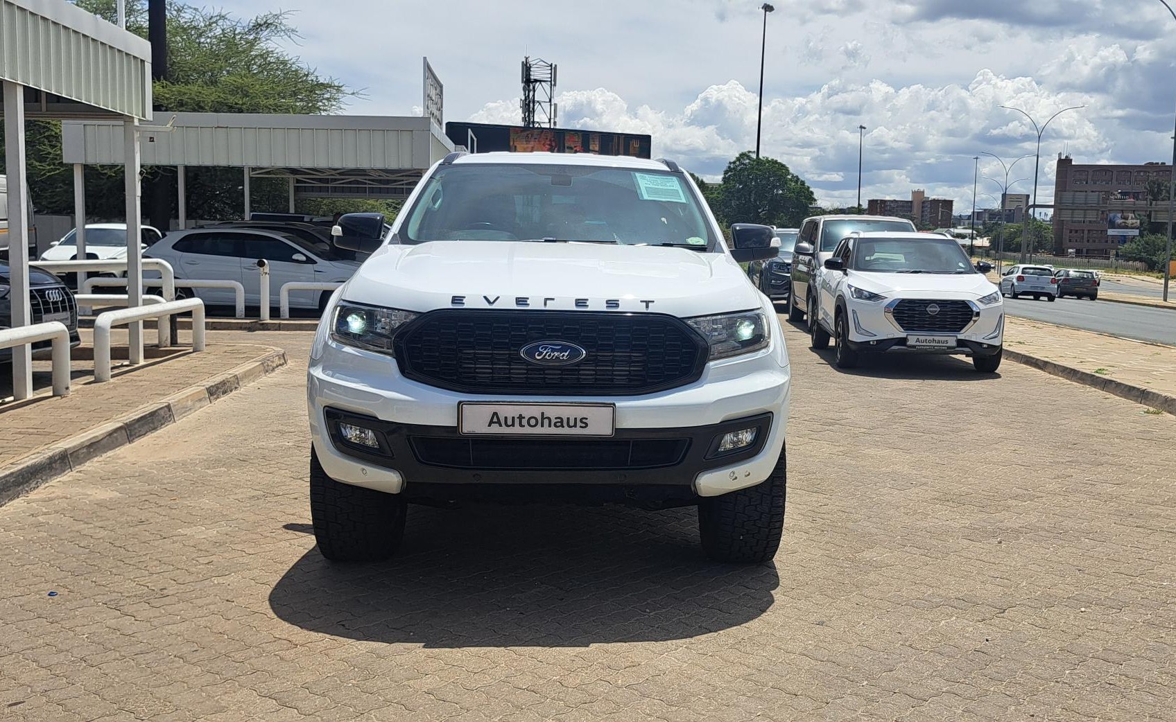 FORD EVEREST 2.0D XLT 4X4