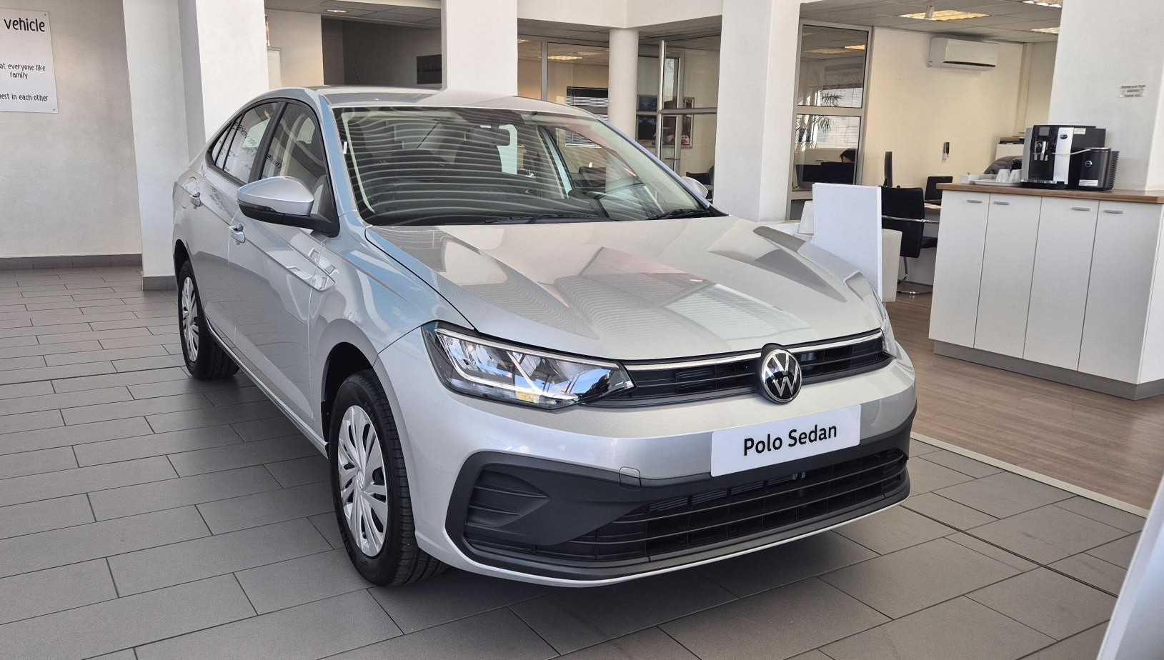 Polo Sedan 1.6 Life