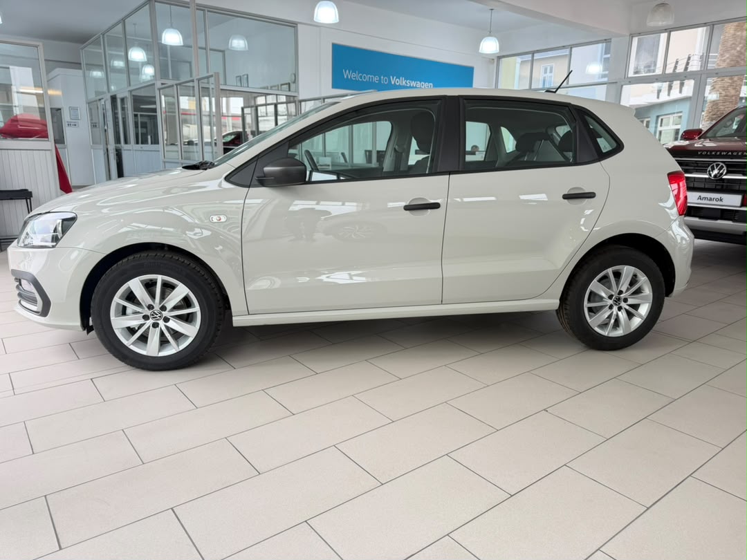 POLO VIVO 1.4 55KW 5SPEED MANUAL