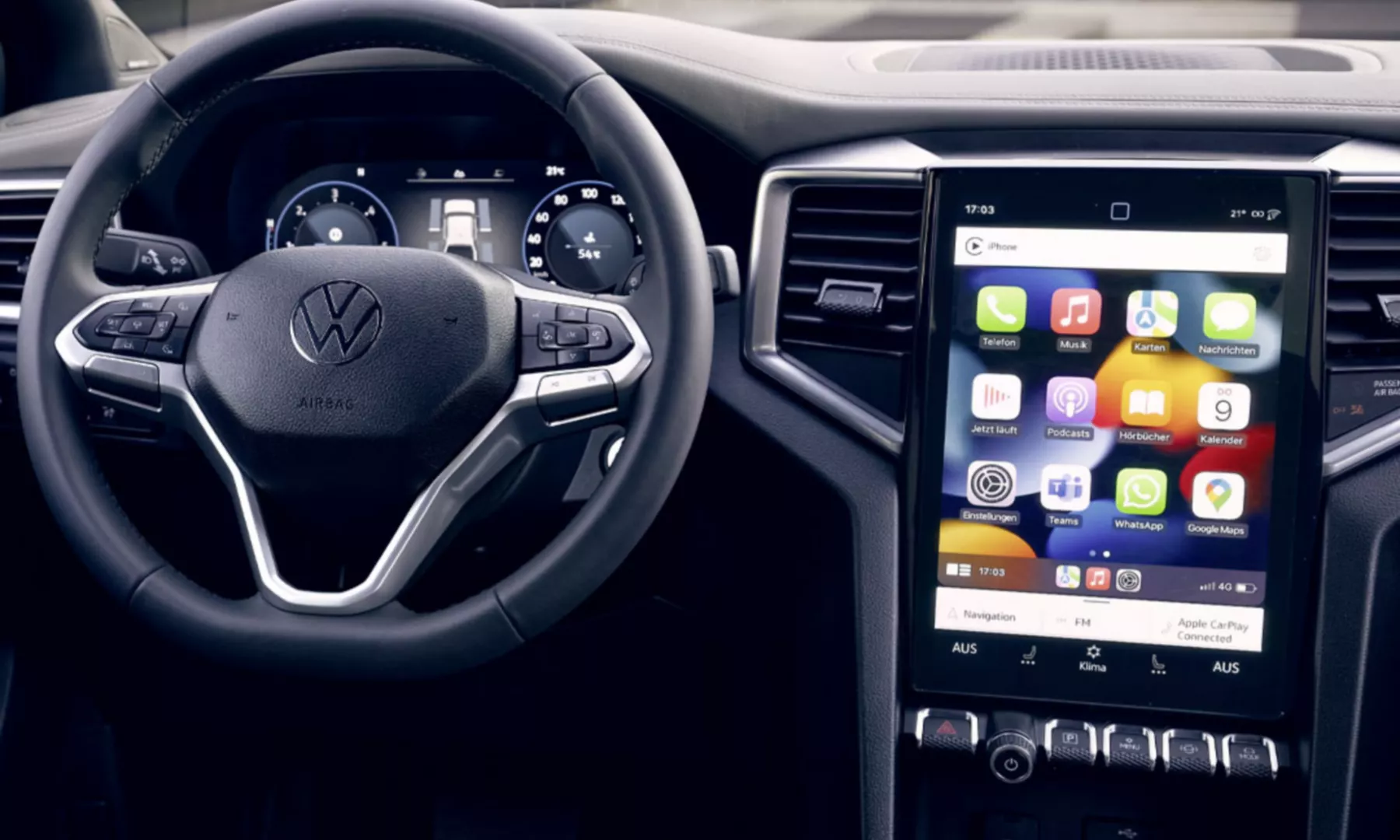 Volkswagen Amarok — Voice assistance connects