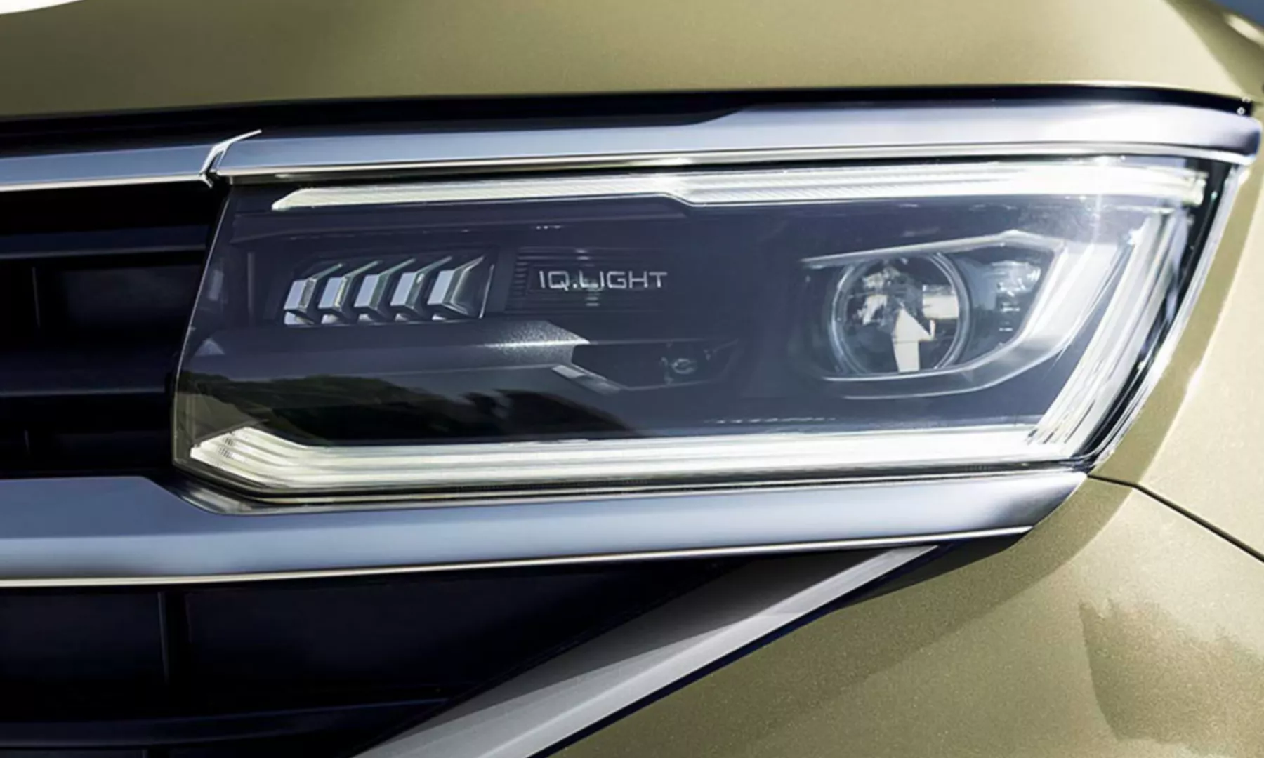 Volkswagen Amarok — IQ.LIGHT HD matrix headlights