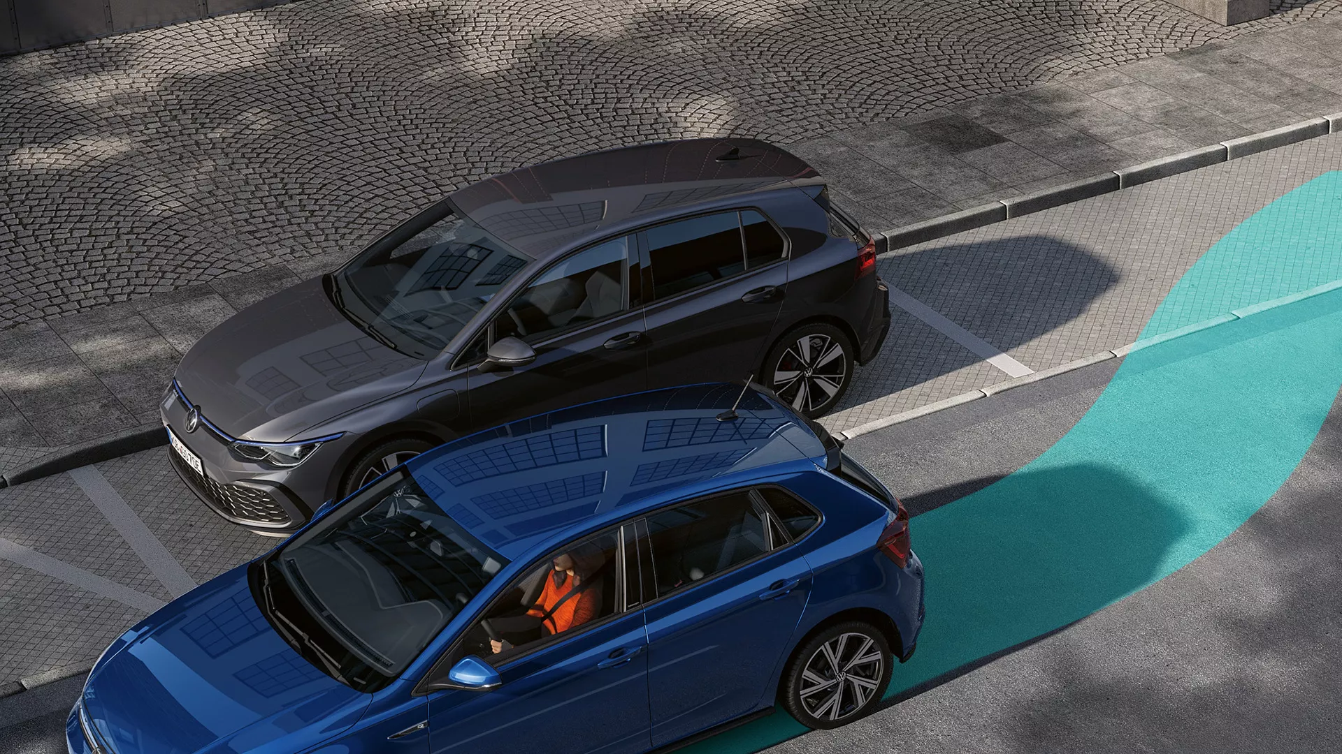 A blue VW Polo is getting ready to reverse into a side-park.