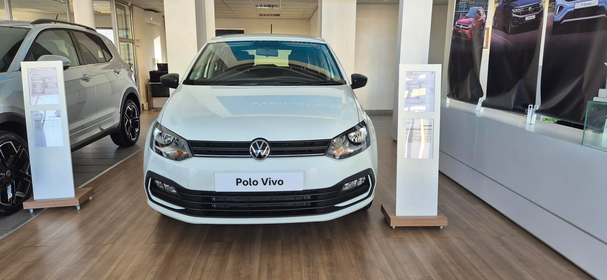 POLO VIVO 1.4 Manual